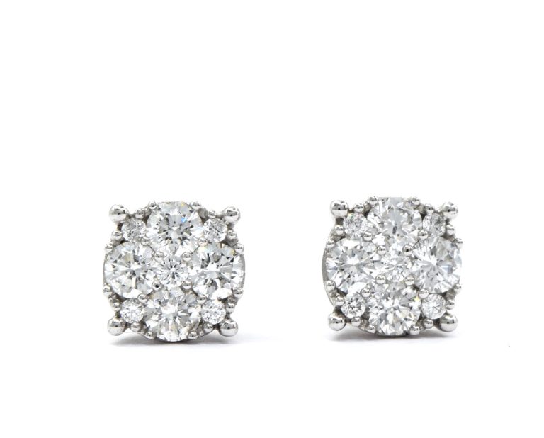 Aros 18 Diamantes brillantes que suman 60 pt en Oro 18k Amarillo o Blanco.